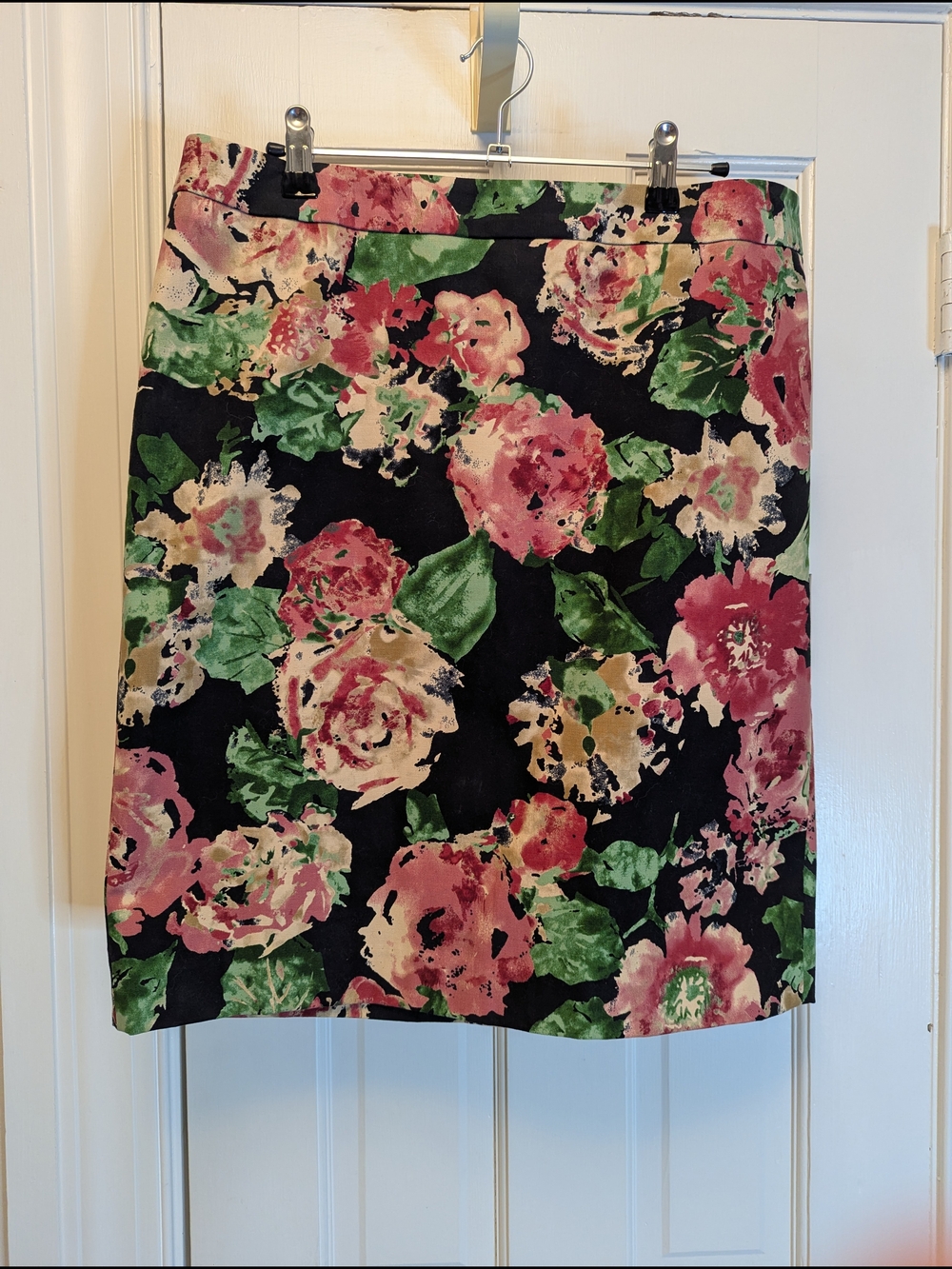Talbots Floral Pencil Skirt in Black with Pink & Green Blooms